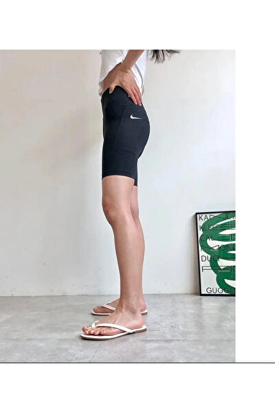 Nike Sporcu Şort