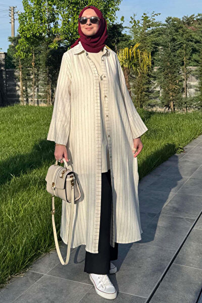 Rabia Şamlı Pardösü, Kap