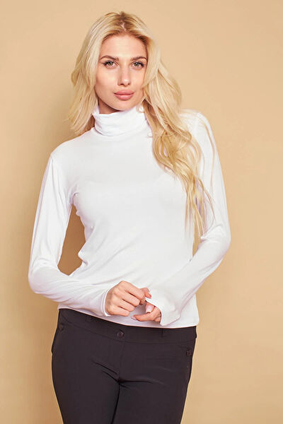 Jument Kadın Atlet, Body