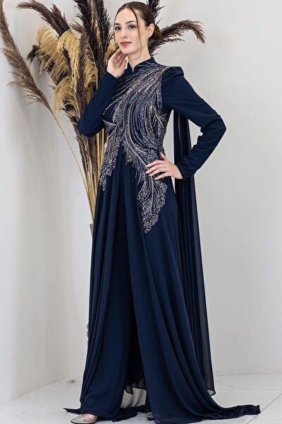 Esilanur Tulum ve Salopet