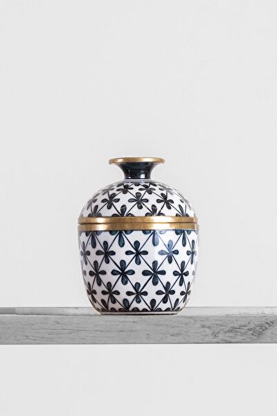 Lasttouch Interiors Vazo, Saksı