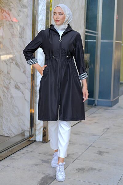 Hafsa Mina Pardösü, Kap