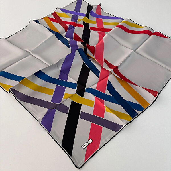 Armine Şal, Eşarp ve Aksesuarı