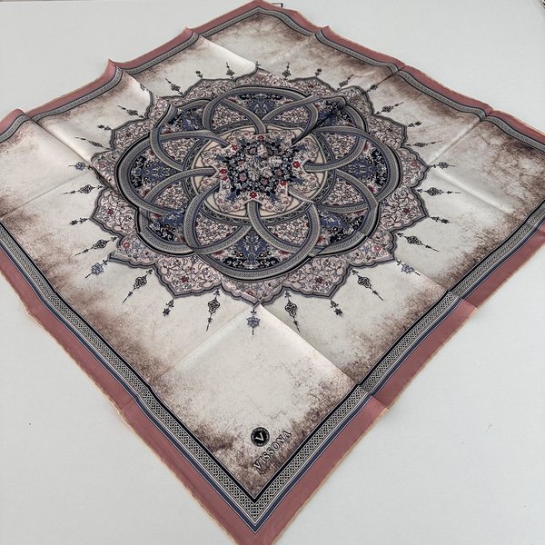 Vissona Şal, Eşarp ve Aksesuarı