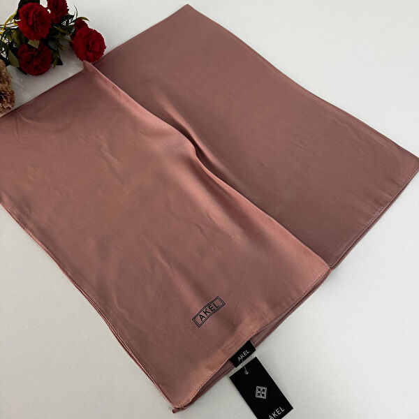 Akel Şal, Eşarp ve Aksesuarı