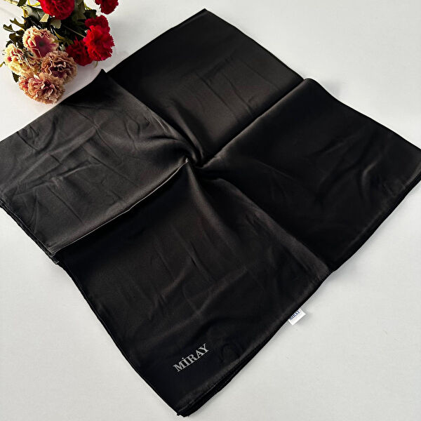 Miray Şal, Eşarp ve Aksesuarı