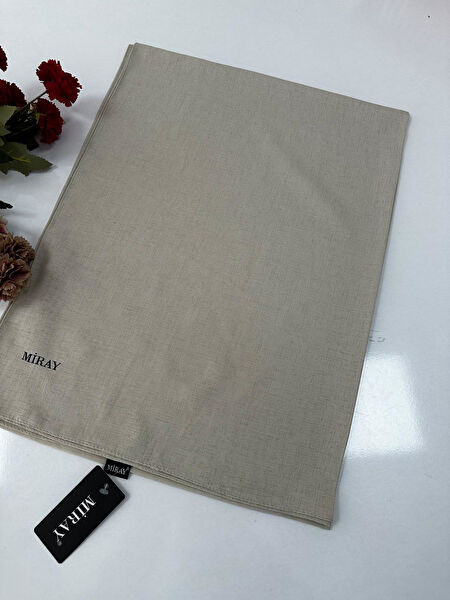 Miray Şal, Eşarp ve Aksesuarı