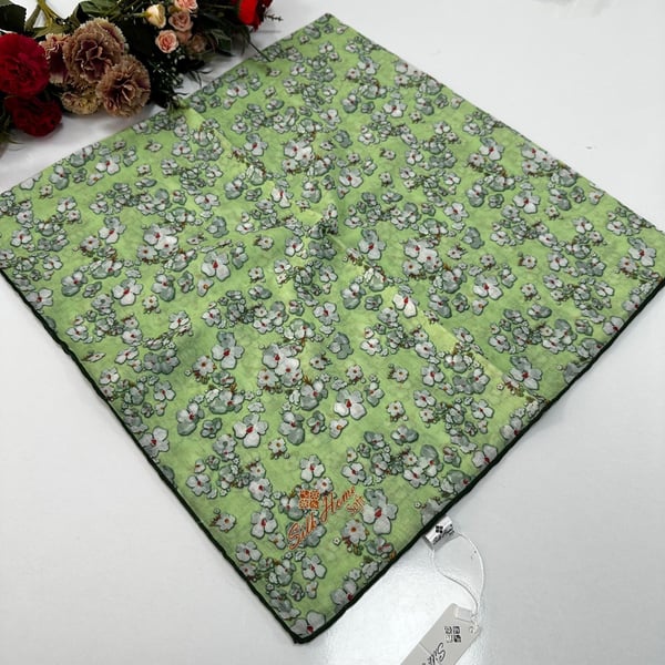 Silk Home Şal, Eşarp ve Aksesuarı