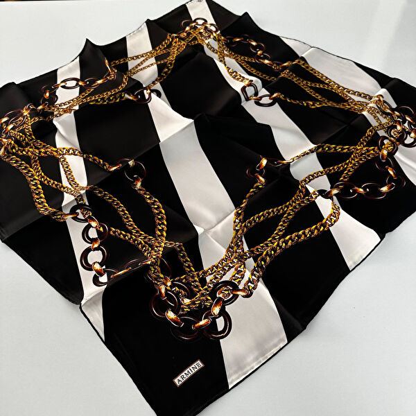 Armine Şal, Eşarp ve Aksesuarı