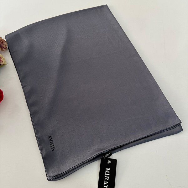 Miray Şal, Eşarp ve Aksesuarı