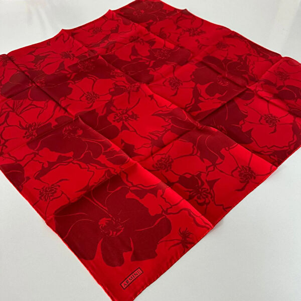 Armine Şal, Eşarp ve Aksesuarı