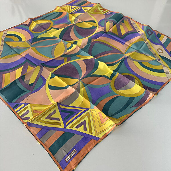 Armine Şal, Eşarp ve Aksesuarı