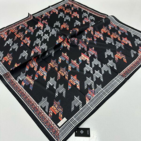 Akel Şal, Eşarp ve Aksesuarı