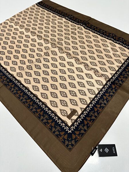 Akel Şal, Eşarp ve Aksesuarı