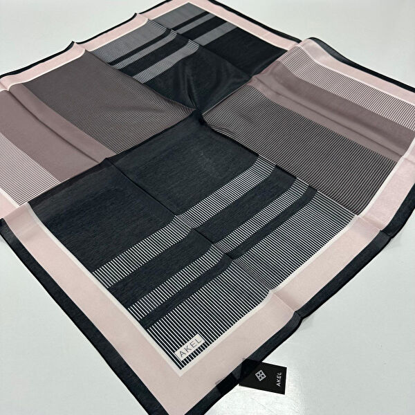 Akel Şal, Eşarp ve Aksesuarı