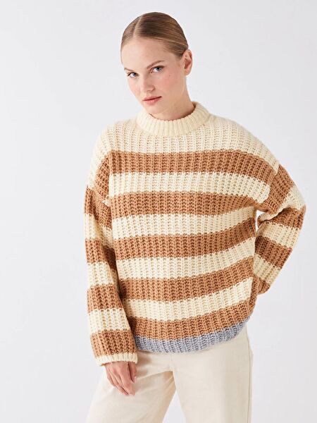 LC Waikiki Kadın Triko, Kazak