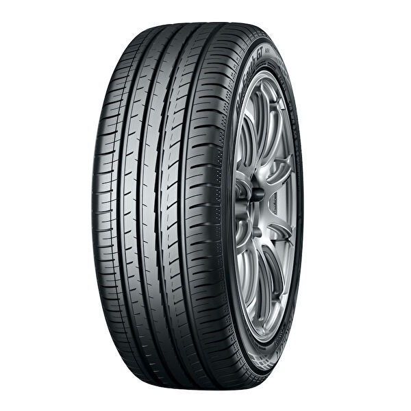 Yokohama Oto Lastikler (235/45R18)