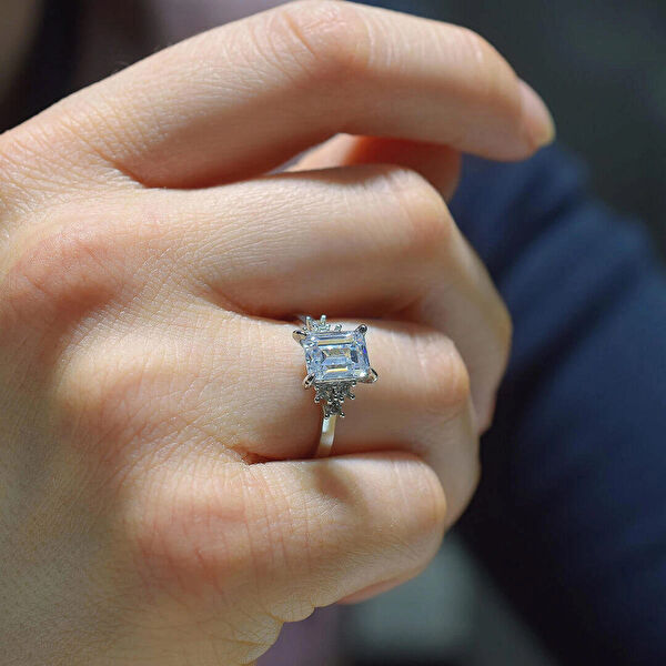 Lilarote Altın Yüzük