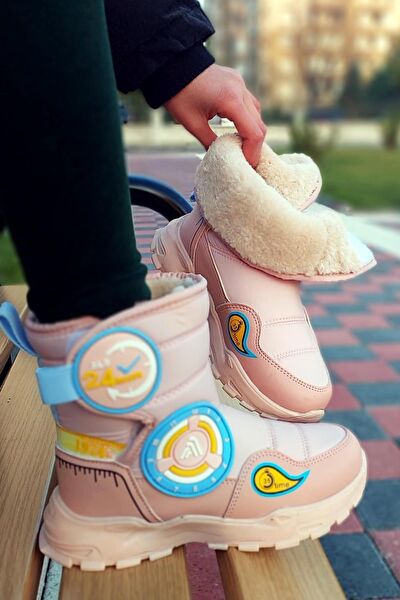 Bitmedeniste Kız Çocuk Bot, Çizme