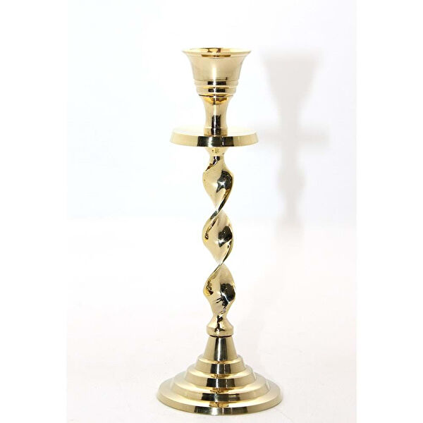 By Nevser Şamdan, Mumluk