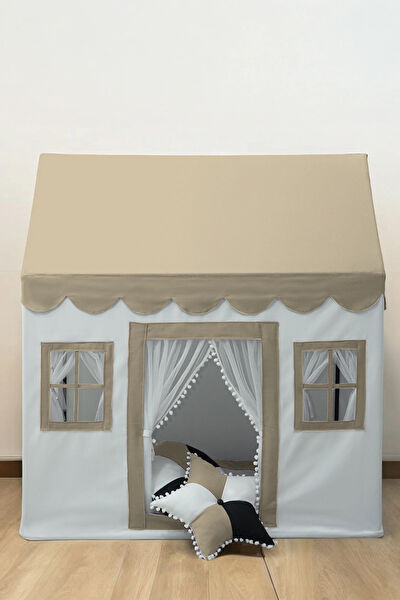 Henna Oyun Çadırı, Evi