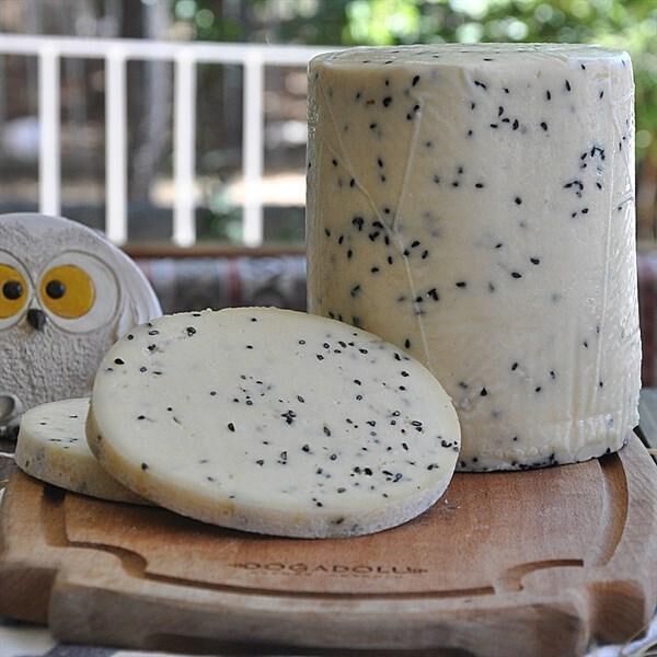 BALIKESİRLİ GURMEYLÜL PEYNİRCİLİK Peynir