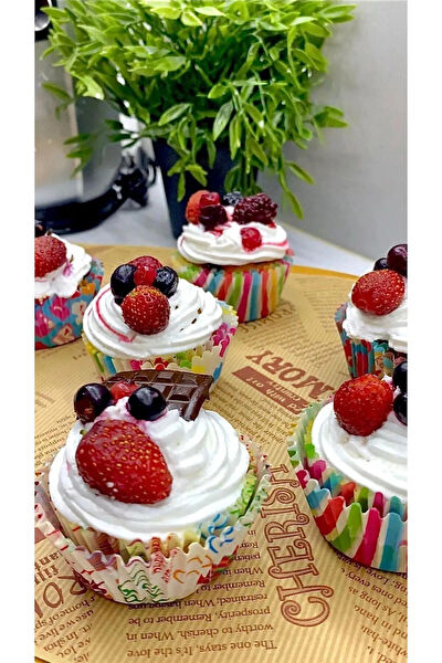 Snow Homs Pasta, Kek Kalıbı