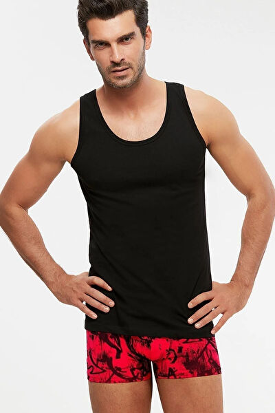 Kom Erkek Atlet, Body