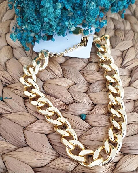 Ada Hobby Store Halhal