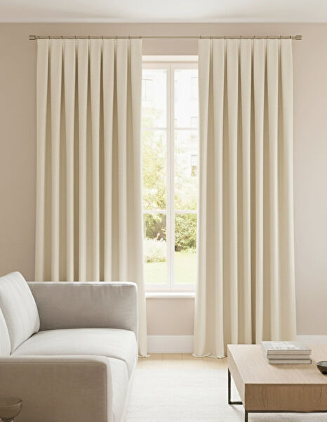 Madame Dower Fon Perde