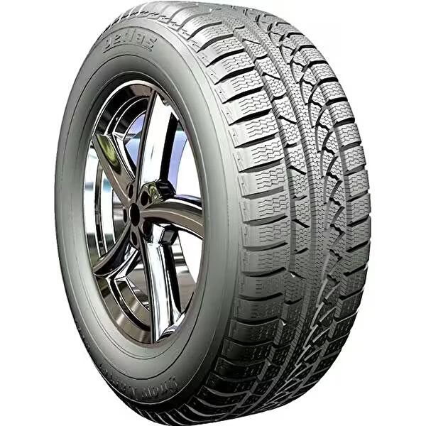 Petlas Oto Lastikler (235/45R18)