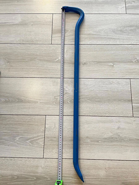 Beyaz atolyem Kelepçe, Mengene