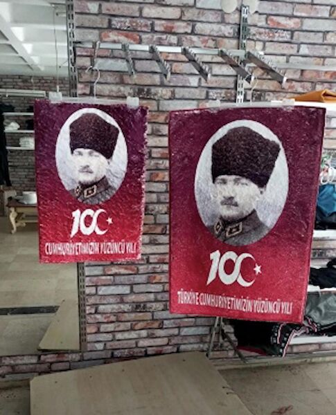 SEV CAN 35 Duvar Halısı, Örtüsü