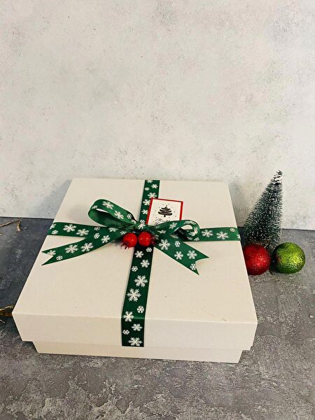 Tinysgift Yılbaşı Süsleri