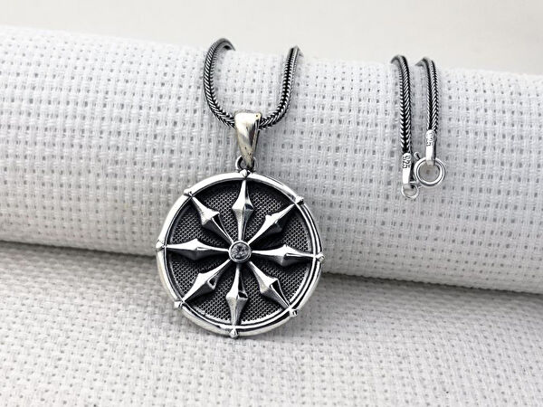 Takıhan Kolye, Zincir, Künye