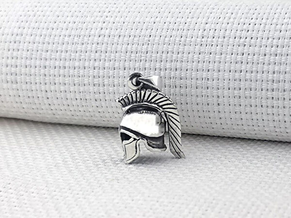 Takıhan Kolye, Zincir, Künye