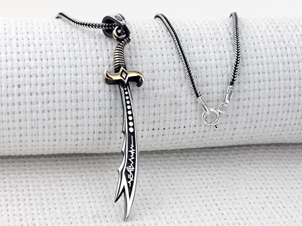 Takıhan Kolye, Zincir, Künye