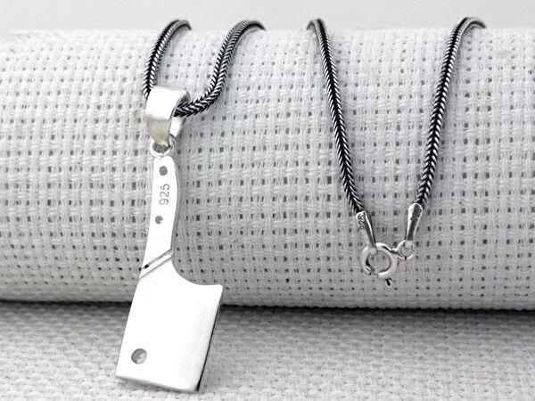 Takıhan Kolye, Zincir, Künye