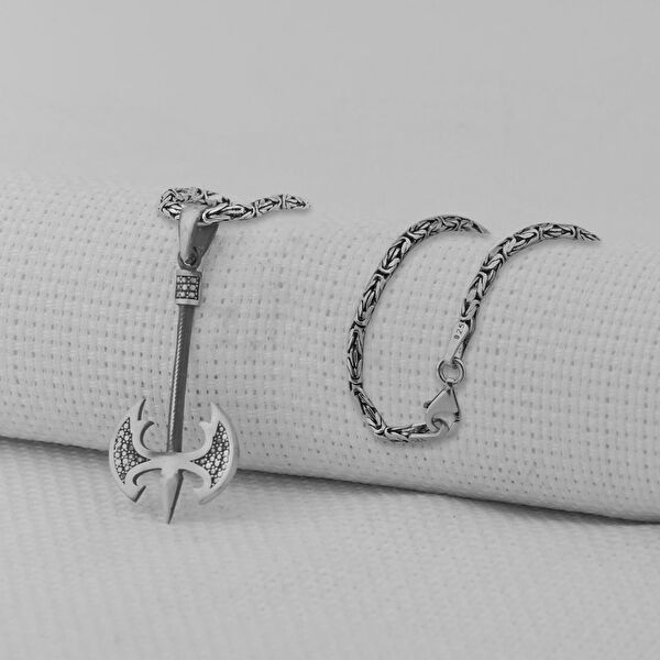 Takıhan Kolye, Zincir, Künye