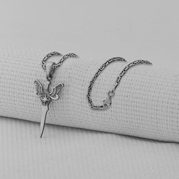 Takıhan Kolye, Zincir, Künye