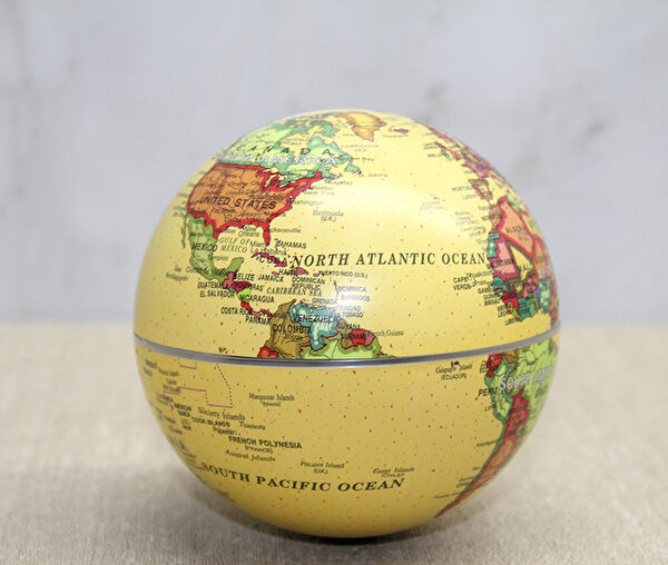 Acousticworld Masaüstü Organizer