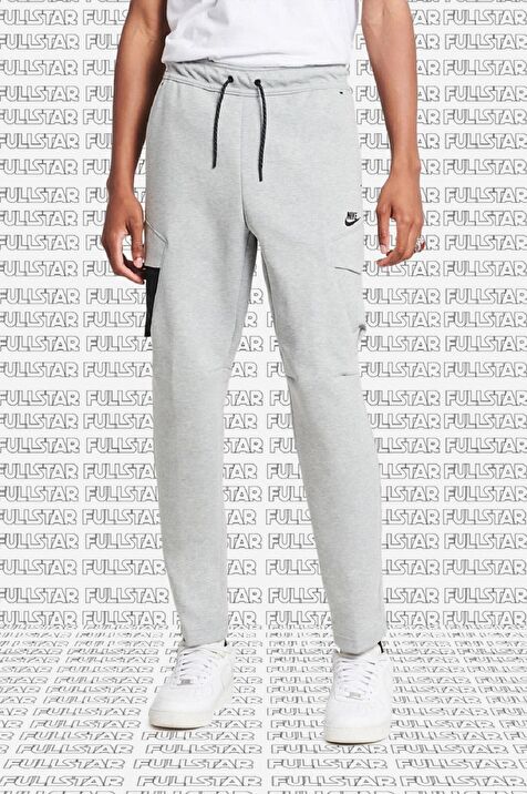 Nike tech cargo pants online