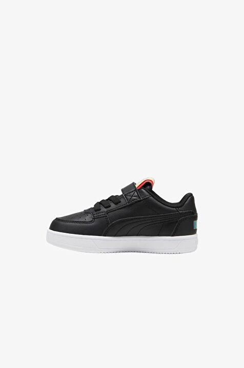 Court breaker flag puma top